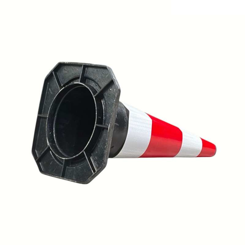 Cono stradale in gomma industriale per carichi pesanti di diverse dimensioni per una soluzione di sicurezza stradale economicamente vantaggiosa