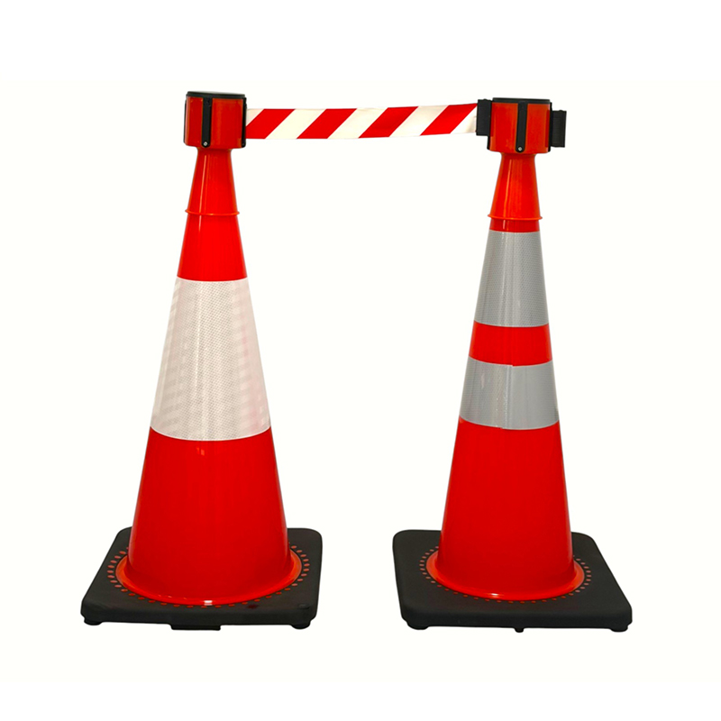 Cono di sicurezza stradale in PVC ad alta elasticità con base in gomma ponderata opzionale per il controllo della strada in tutte le condizioni atmosferiche e l'isolamento dei pericoli