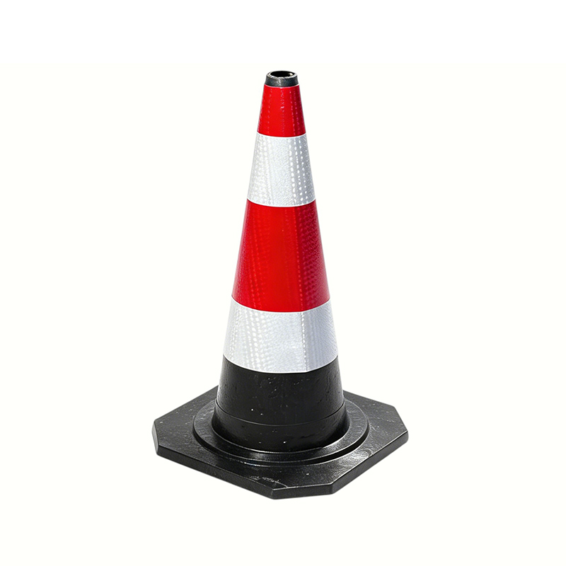 Cono stradale in gomma industriale per carichi pesanti di diverse dimensioni per una soluzione di sicurezza stradale economicamente vantaggiosa