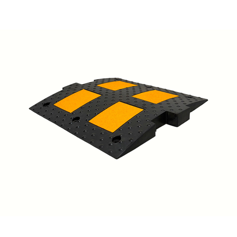 Dissuasori di velocità in gomma ad incastro modulari ad alta densità standard europeo