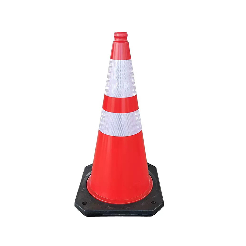 Cono stradale integrato in plastica HDPE con foro per maniglia superiore