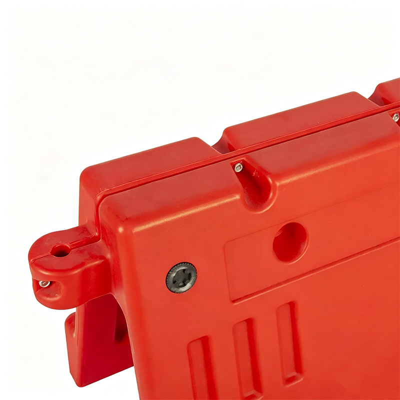 Barriera stradale in plastica riempita d'acqua a basso profilo