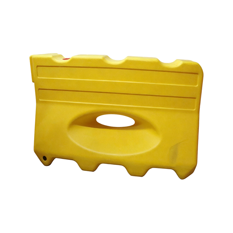 Barriera stradale in plastica riempita d'acqua ad incastro per la sicurezza stradale