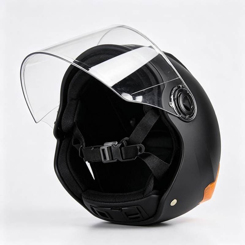 Casco da equitazione utilitario con protezione per gli occhi integrata