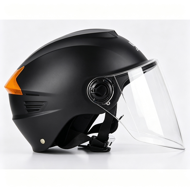 Casco da equitazione utilitario con protezione per gli occhi integrata